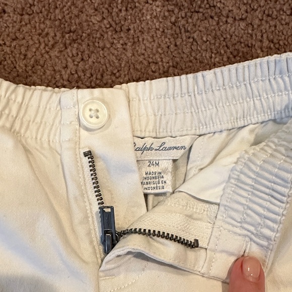 Ralph Lauren Kids White Shorts - Picture 3 of 3